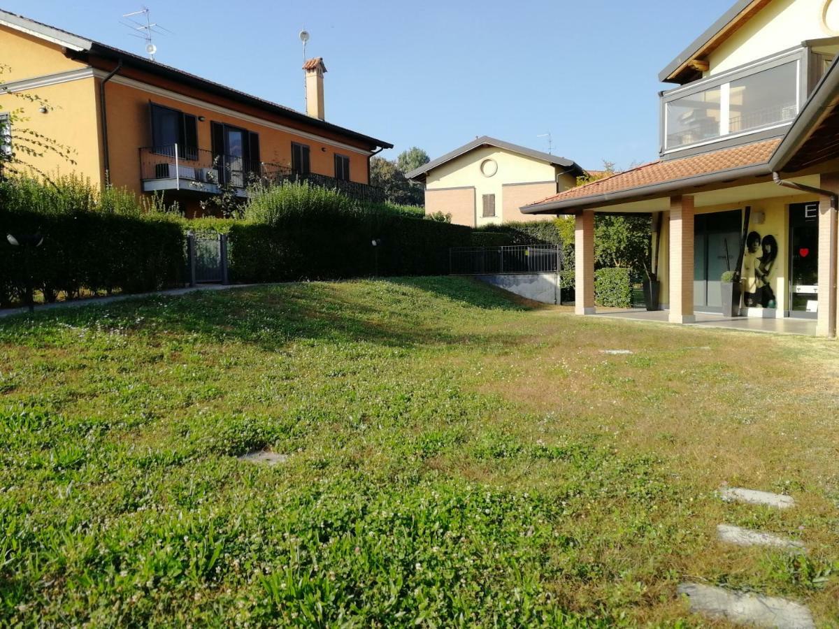 Monticello Golf Townhouse Διαμέρισμα Cassina Rizzardi Εξωτερικό φωτογραφία